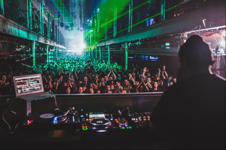 Kerri Chandler looks out over the printworks crowd in the epic Press hall